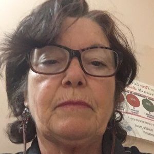 Meet your Posher, Pauline